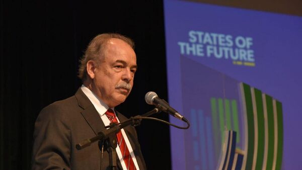 Presidente do BNDES, Aloizio Mercadante, discursa no primeiro dia do States of the Future, evento do G20, em 22 de julho de 2024 - Sputnik Brasil