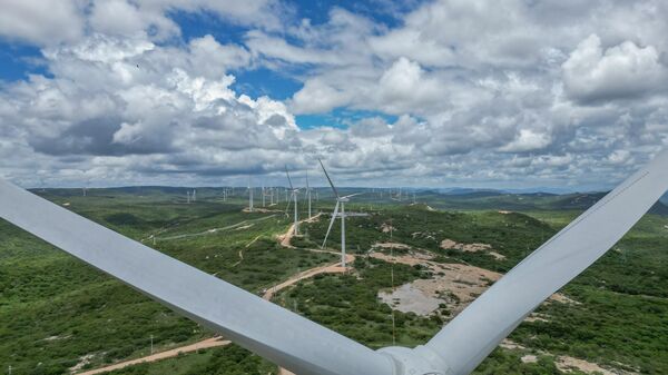 Vista do complexo eólico terrestre Chafariz do alto de uma das estruturas inauguradas na região. Santa Luzia, Pernambuco - Sputnik Brasil
