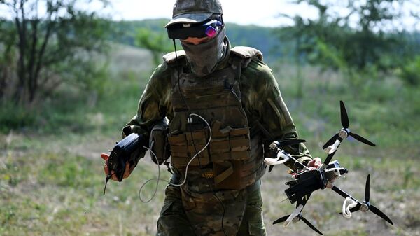 À mídia britânica, militar ucraniano relata uso de 'drone isca' russo que descobre posições de Kiev