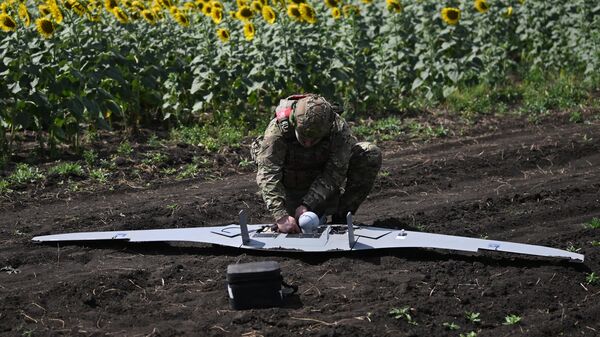 Exército ucraniano perde até 1.965 efetivos em 24 horas, diz Defesa russa