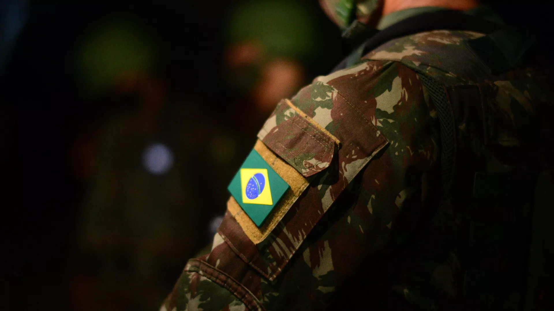 Militar durante a operação Verde Brasil II, em Porto Velho (RO), em 11 de maio de 2020 - Sputnik Brasil, 1920, 16.10.2024