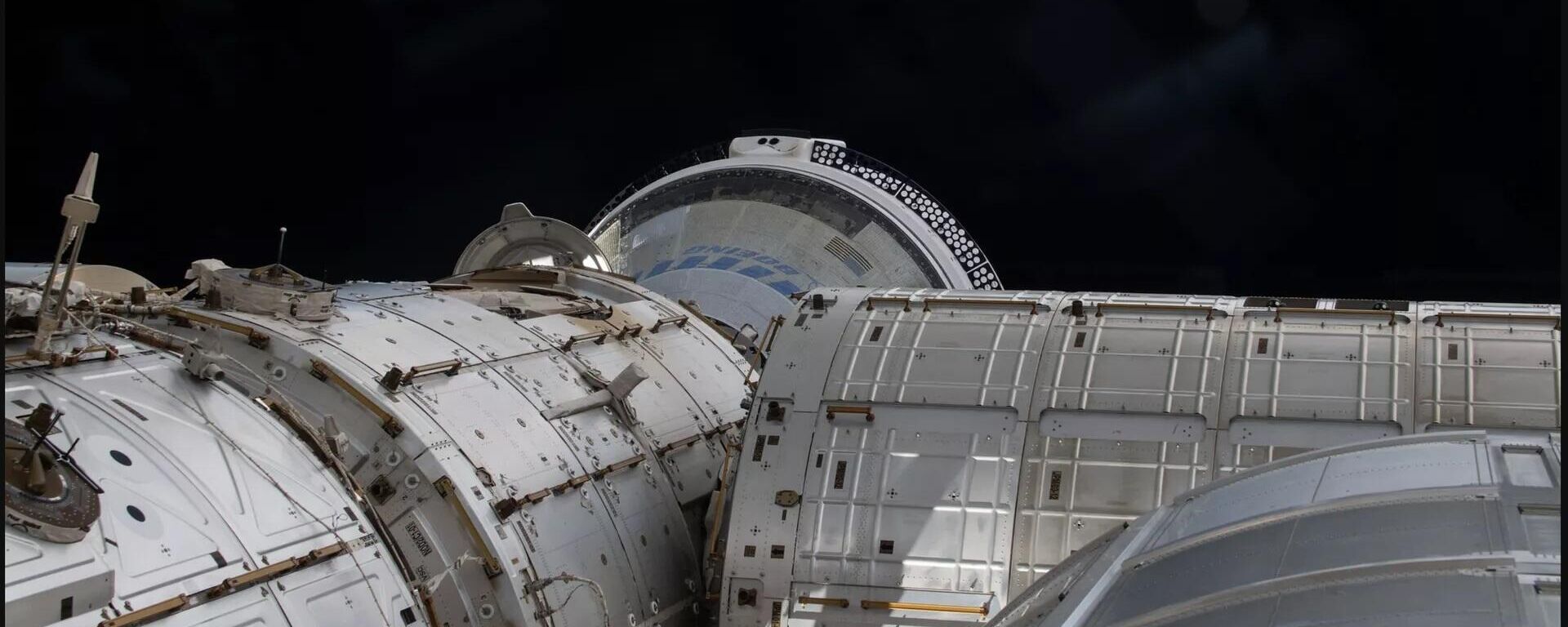 Imagens da nave Starliner da Boeing na Estação Espacial Internacional - Sputnik Brasil, 1920, 24.08.2024