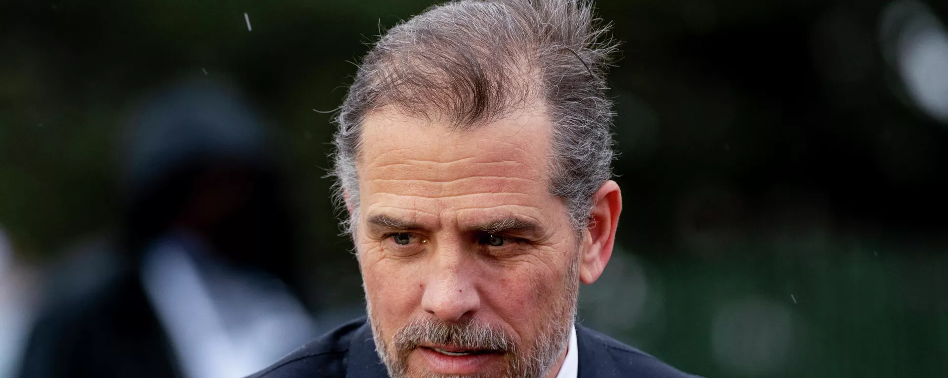 Hunter Biden, filho do presidente Joe Biden, discursa aos convidados durante o Easter Egg Roll (caça aos ovos de Páscoa) da Casa Branca no gramado sul da Casa Branca, em Washington, 18 de abril de 2022 - Sputnik Brasil, 1920, 08.08.2024