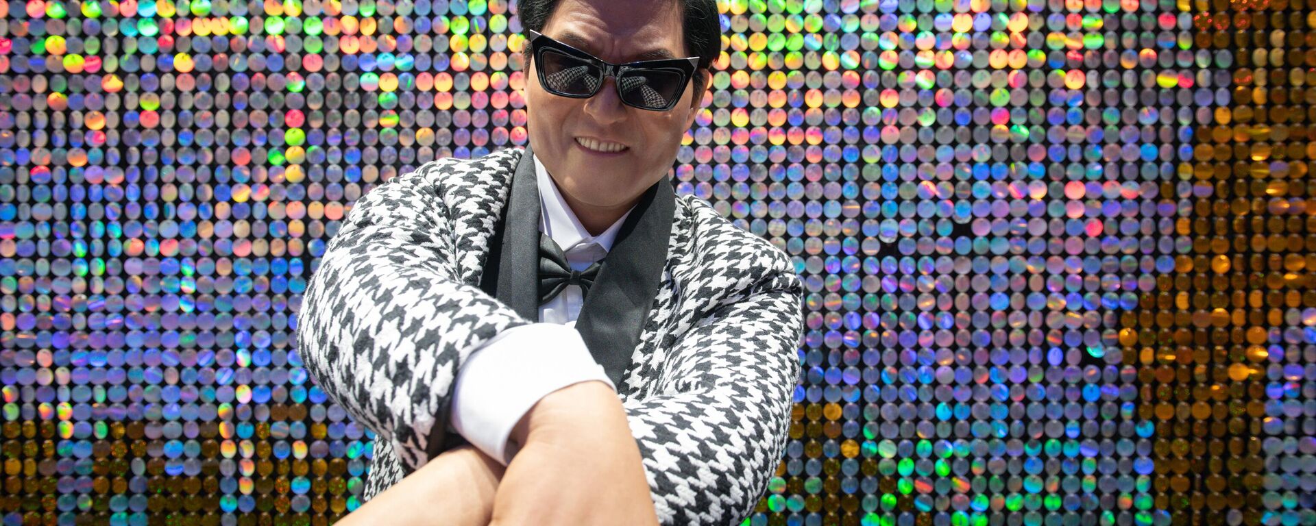 Figura de cera do cantor sul-coreano Psy, autor do sucesso Gangnam Style, no museu de cera Dejavú, em Sochi - Sputnik Brasil, 1920, 08.08.2024