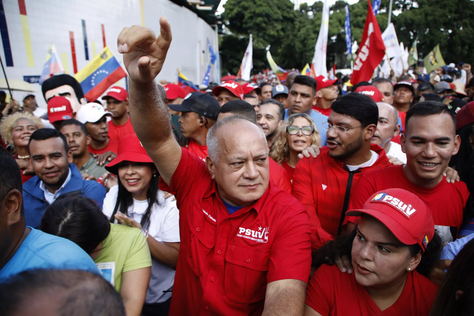 Líder do partido governista, Diosdado Cabello, participa de um comício em defesa da reeleição do presidente Nicolás Maduro em Caracas, Venezuela, em 3 de agosto de 2024 - Sputnik Brasil, 1920, 09.08.2024