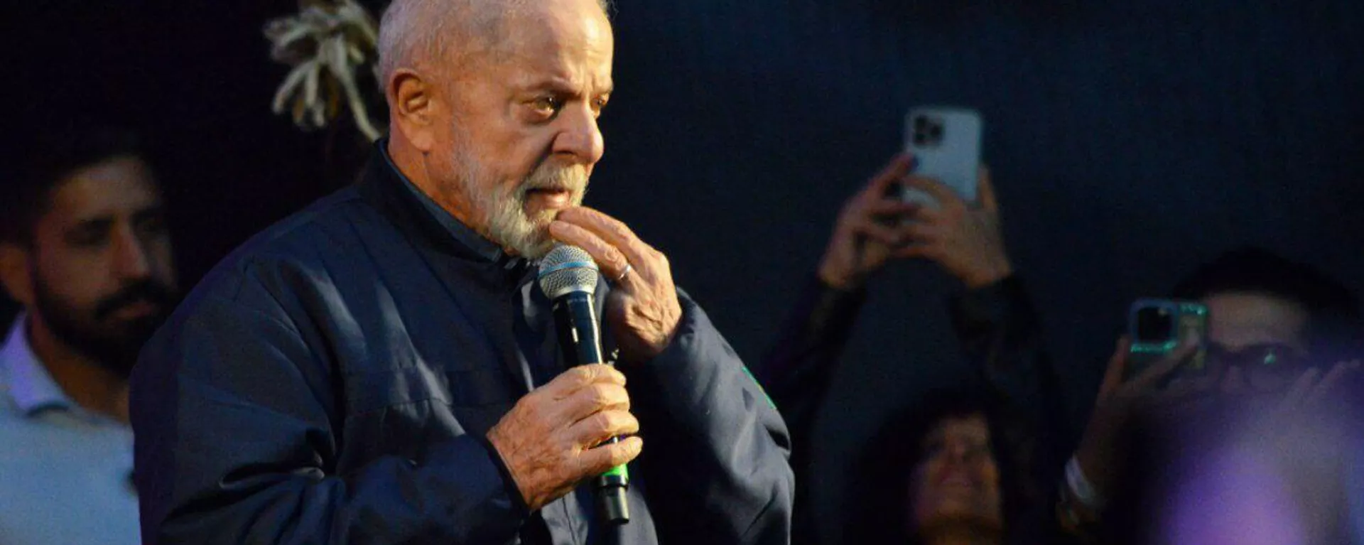 Lula durante comício em São Paulo, acompanhando o candidato à prefeitura da cidade Guilherme Boulos, em 24 de agosto de 2024 - Sputnik Brasil, 1920, 13.09.2024