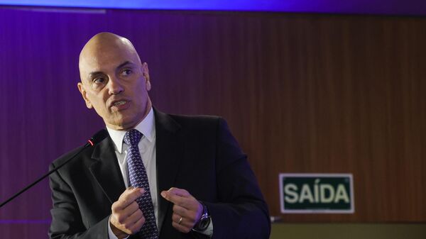 O ministro do Supremo Tribunal Federal (STF) Alexandre de Moraes participa do seminário A necessidade de regulamentar as redes sociais e o papel das plataformas na economia digital, em 14 de agosto de 2024 - Sputnik Brasil