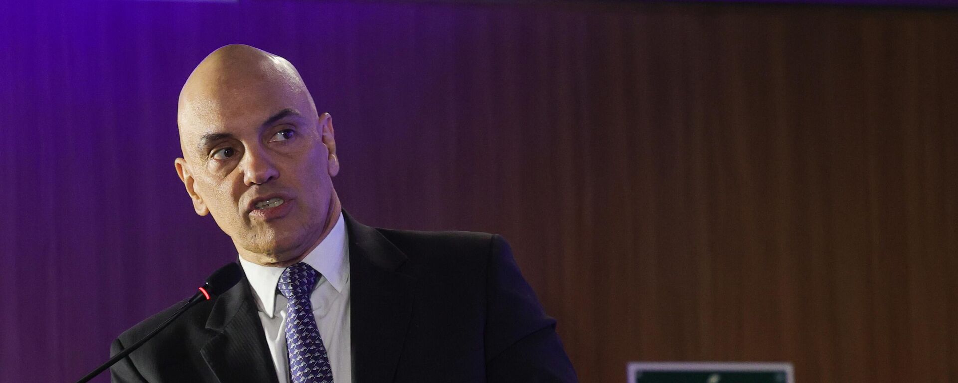 O ministro do STF, Alexandre de Moraes, participa do seminário A necessidade de regulamentar as redes sociais e o papel das plataformas na economia digital, em 14 de agosto de 2024 - Sputnik Brasil, 1920, 21.09.2024