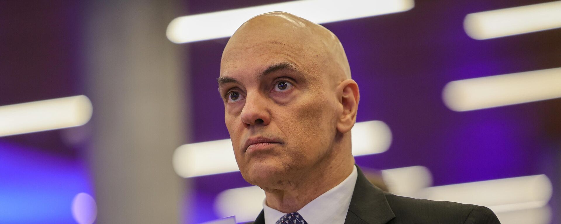 O ministro do STF, Alexandre de Moraes, participa do seminário A necessidade de regulamentar as redes sociais e o papel das plataformas na economia digital, em 14 de agosto de 2024 - Sputnik Brasil, 1920, 11.01.2025