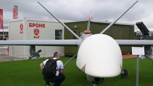 O drone Orion-E no X Fórum Internacional de Tecnologia Militar Exército-2024, na Rússia - Sputnik Brasil