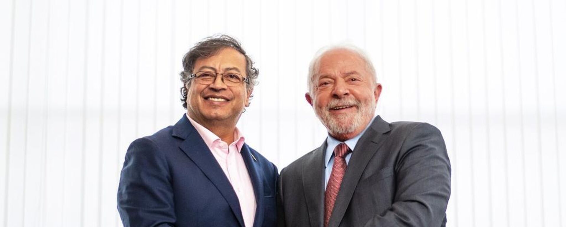 Os presidentes do Colômbia e do Brasil, Gustavo Petro (E) e Luiz Inácio Lula da Silva (D) - Sputnik Brasil, 1920, 03.09.2024