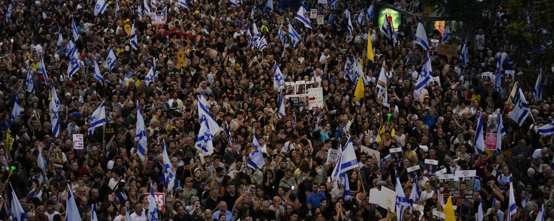 As ruas de Tel Aviv ficam lotadas durante marchas para exigir um acordo com o Hamas - Sputnik Brasil, 1920, 04.09.2024