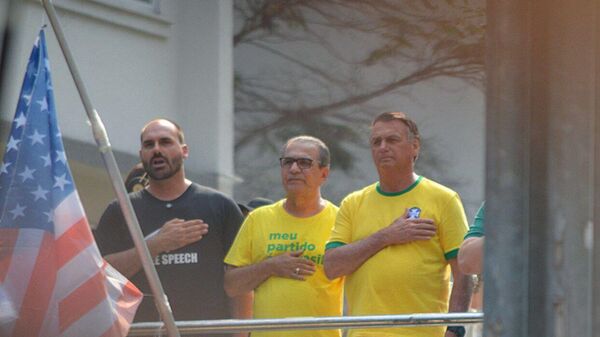 Jair Bolsonaro ao lado de Silas Malafaia e Eduardo Bolsonaro em ato na Avenida Paulista, em São Paulo. Brasil, 7 de setembro de 2024 - Sputnik Brasil