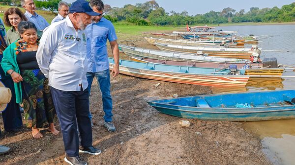 Presidente Lula em visita à região de Manaquiri, no Amazonas - Sputnik Brasil