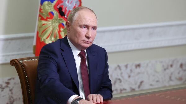 Vladimir Putin durante a reunião sobre o desenvolvimento das Forças Armadas no Distrito Militar do Norte. Rússia, 18 de setembro de 2024 - Sputnik Brasil