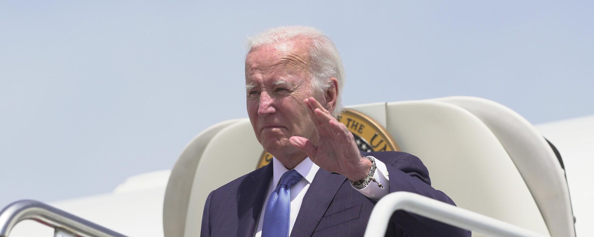 O presidente dos EUA, Joe Biden, desembarca do Air Force One ao chegar à Base Aérea de Andrews, Maryland, 23 de julho de 2024 - Sputnik Brasil, 1920, 23.09.2024