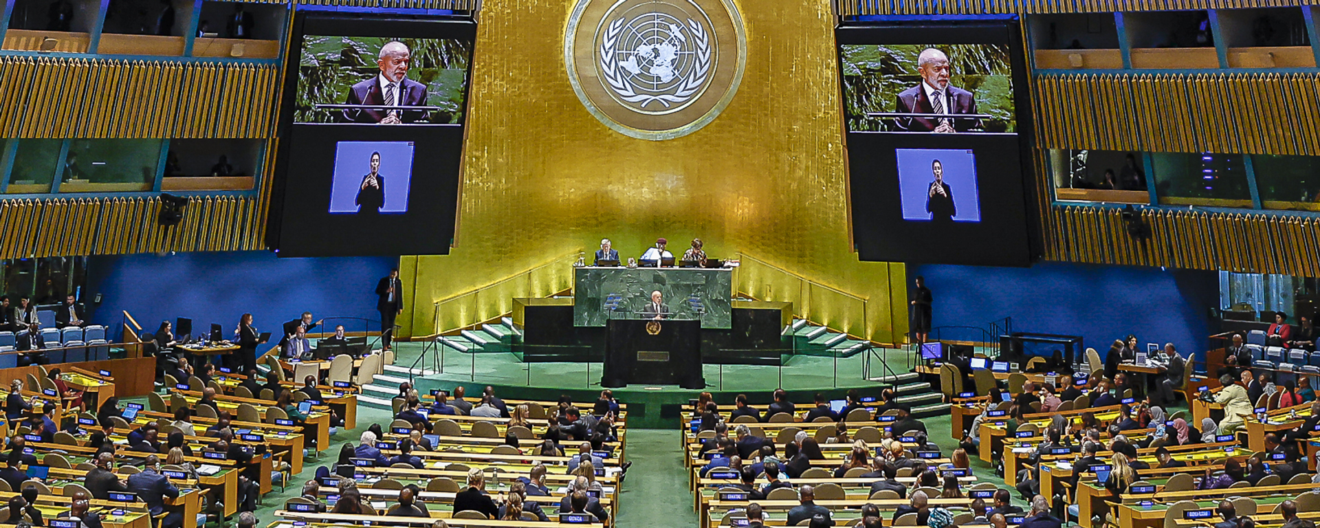 Presidente da República, Luiz Inácio Lula da Silva, durante a Sessão de Abertura da Cúpula do Futuro, no Salão da Assembleia Geral, da Sede das Nações Unidas (ONU). Nova York - Estados Unidos, em 22 de setembro de 2024 - Sputnik Brasil, 1920, 30.01.2025