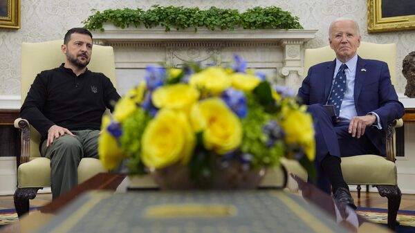 Presidente dos EUA, Joe Biden, recebe o ucraniano Vladimir Zelensky na Casa Branca. Washington, D.C., 26 de setembro de 2024 - Sputnik Brasil