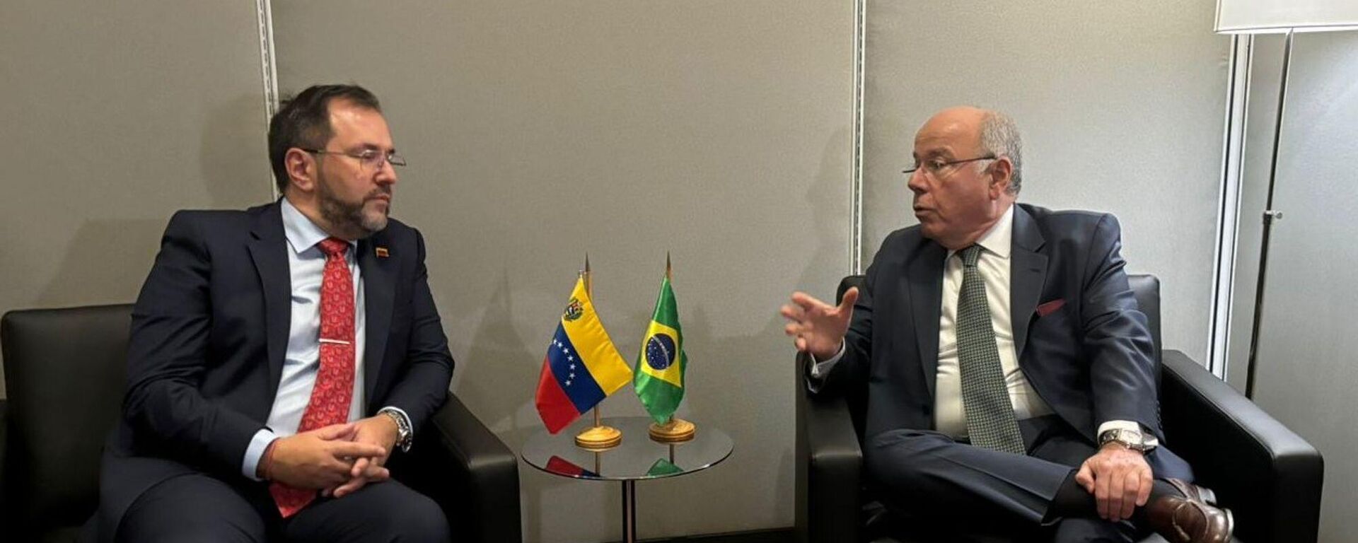 Mauro Vieira e Yván Gil em Nova York, em 27 de setembro de 2024 - Sputnik Brasil, 1920, 10.01.2025