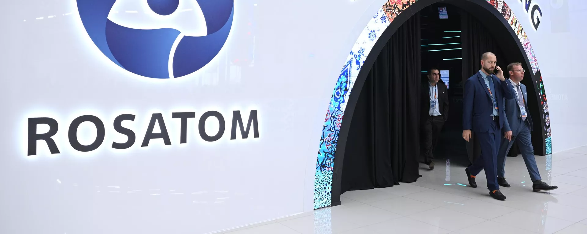 Estande da empresa estatal Rosatom durante o XII Fórum Internacional ATOMEXPO 2022, em Sochi, Rússia - Sputnik Brasil, 1920, 09.05.2025