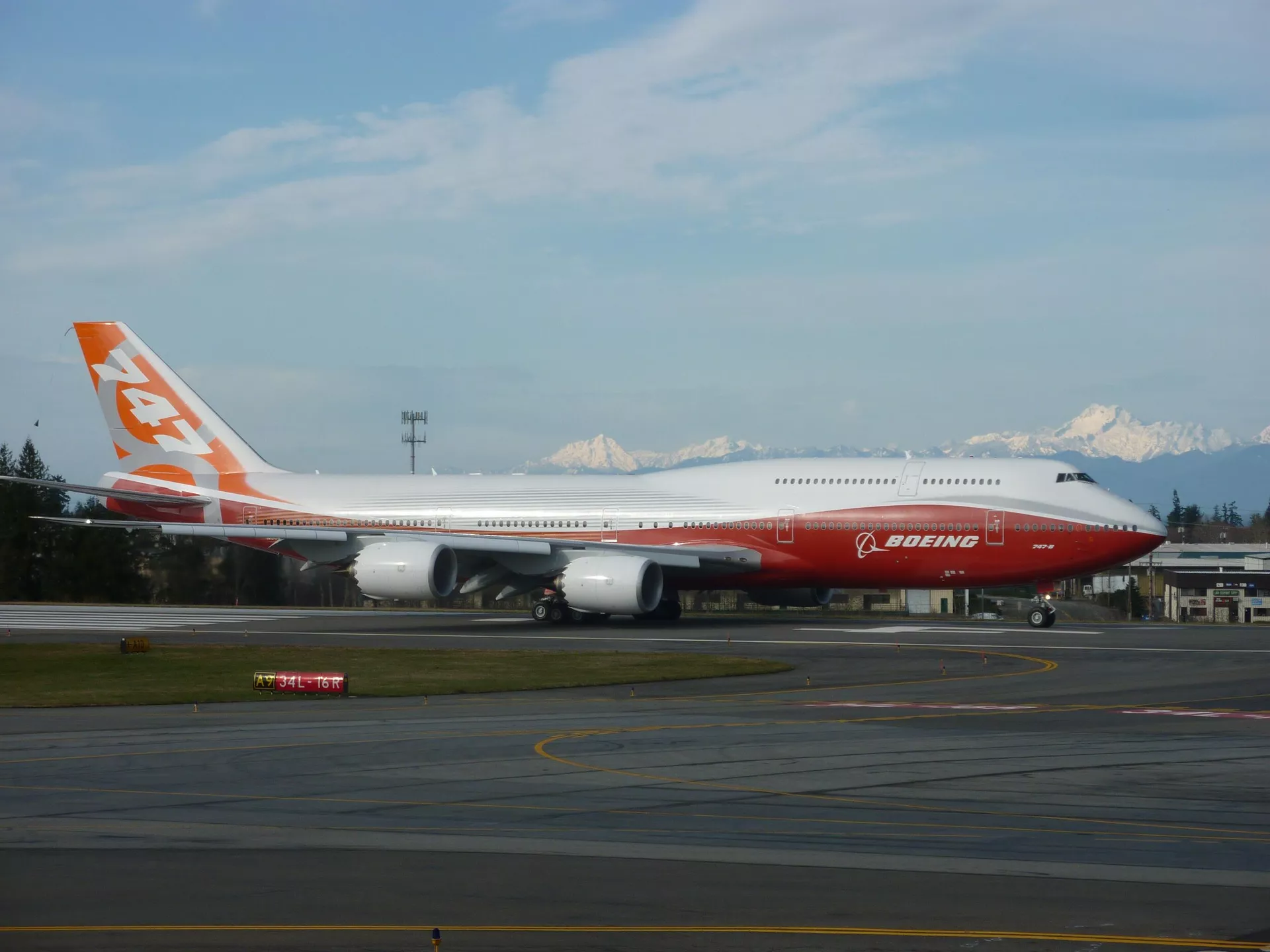 Boeing 747-8I em seu primeiro voo, em 20 de março de 2011 - Sputnik Brasil, 1920, 07.10.2024