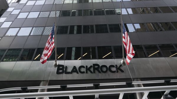 Fachada do prédio da multibilionária BlackRock em uma das áreas mais nobres de Nova York. Estados Unidos, 12 de janeiro de 2024 - Sputnik Brasil