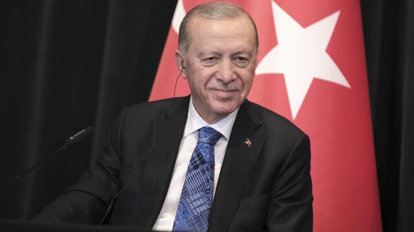 O presidente da Turquia, Recep Tayyip Erdogan, durante coletiva de imprensa em Tirana, Albânia, em 10 de outubro de 2024 - Sputnik Brasil