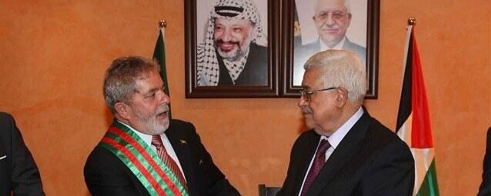 Encontro entre o presidente Luiz Inácio Lula da Silva e o presidente da Autoridade Nacional Palestina, Mahmoud Abbas, durante viagem do brasileiro à Palestina, 16 de março de 2010 - Sputnik Brasil, 1920, 29.11.2023