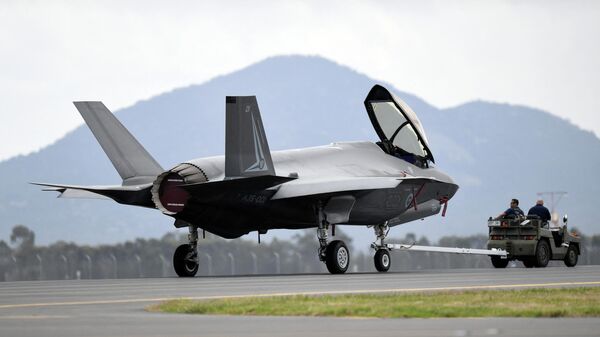 A Royal Australian Air Force F-35A Lightning II multirole fighter. - Sputnik Brasil