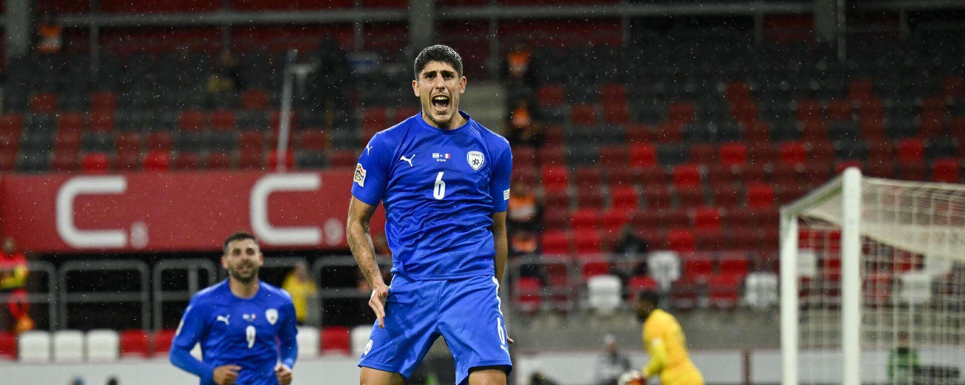 Jogador da seleção israelense Omri Gandelman celebra gol contra a França durante partida da Liga das Nações. Budapeste, Hungria, 10 de outubro de 2024 - Sputnik Brasil, 1920, 25.10.2024