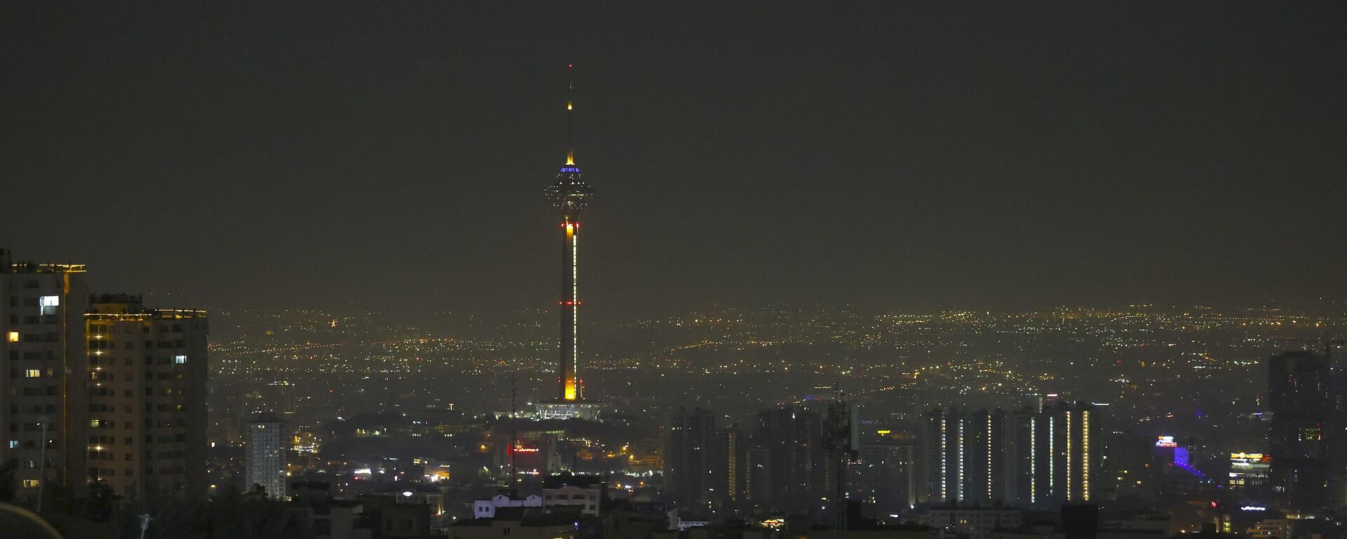 Teerã na madrugada de 26 de outubro de 2024 - Sputnik Brasil, 1920, 04.01.2025