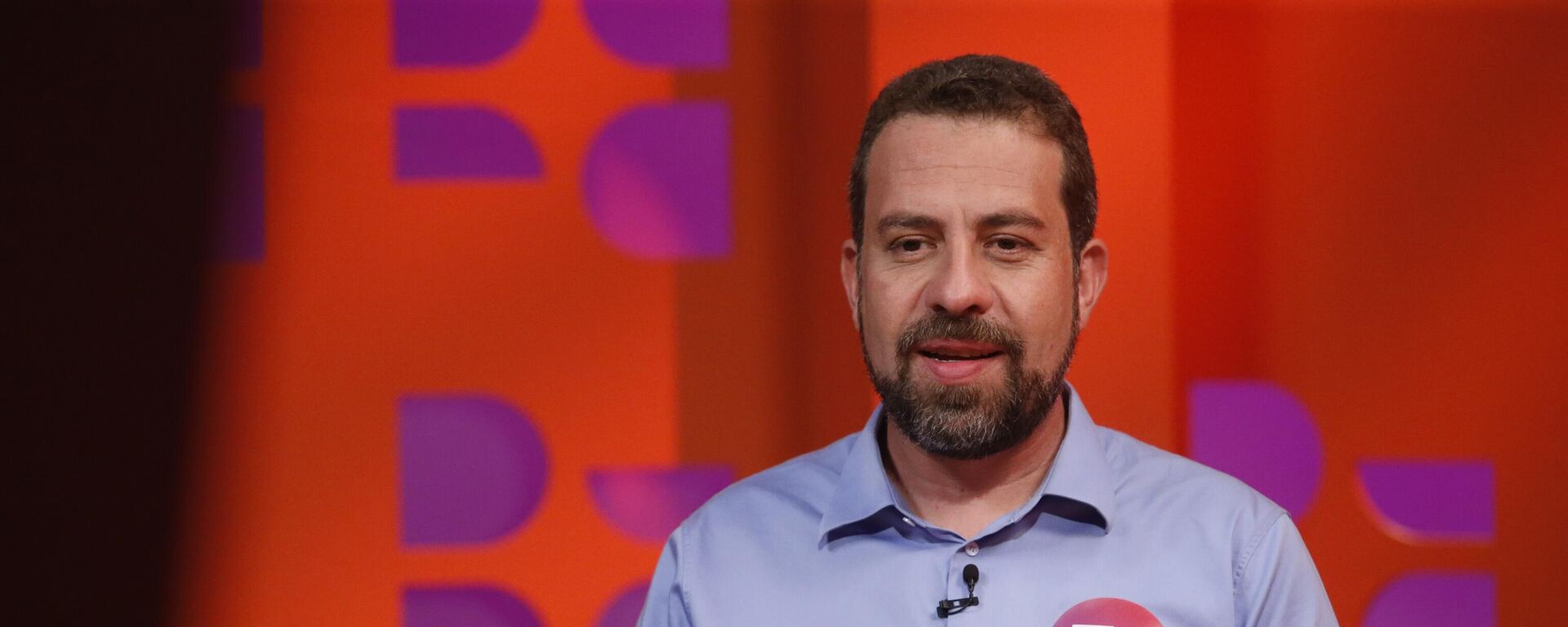 Guilherme Boulos durante entrevista ao programa DR com Demori, na TV Brasil, em São Paulo. Brasil, 15 de outubro de 2024 - Sputnik Brasil, 1920, 27.10.2024