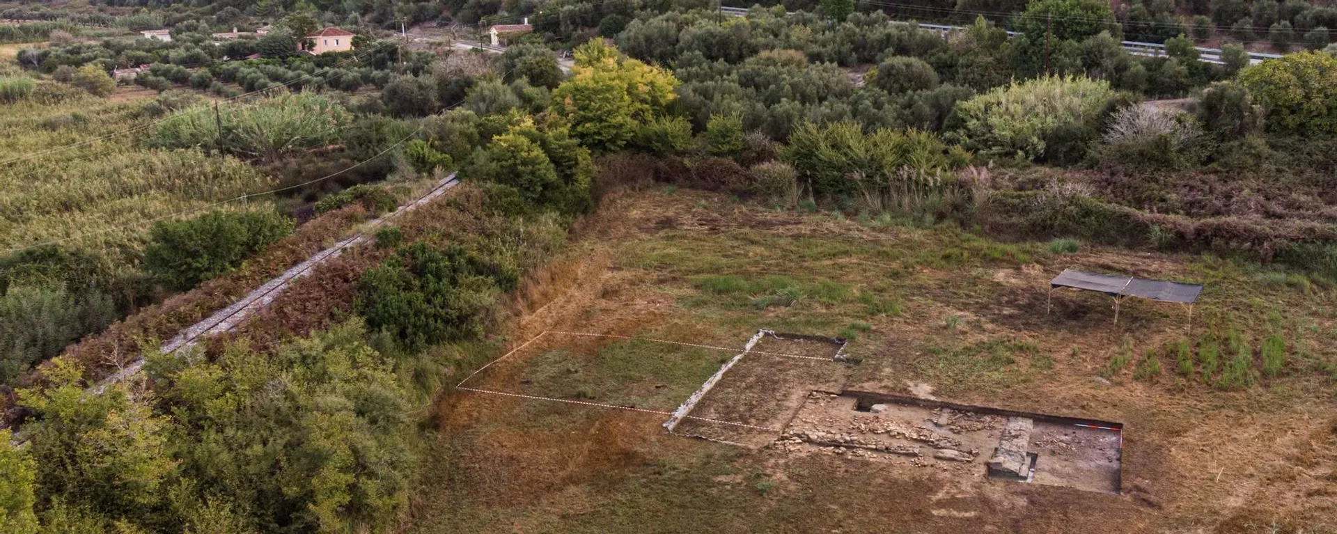 Novas escavações realizadas no oeste do Peloponeso, em Kleidi Samikon, por arqueólogos da Academia Austríaca de Ciências e do Ministério da Cultura grego Novas escavações realizadas no oeste do Peloponeso, em Kleidi Samikon, por arqueólogos da Academia Austríaca de Ciências e do Ministério da Cultura grego - Sputnik Brasil, 1920, 03.11.2024