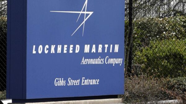 Placa do lado de fora da fábrica da Lockheed Martin em Marietta, Geórgia, 9 de abril de 2009 - Sputnik Brasil