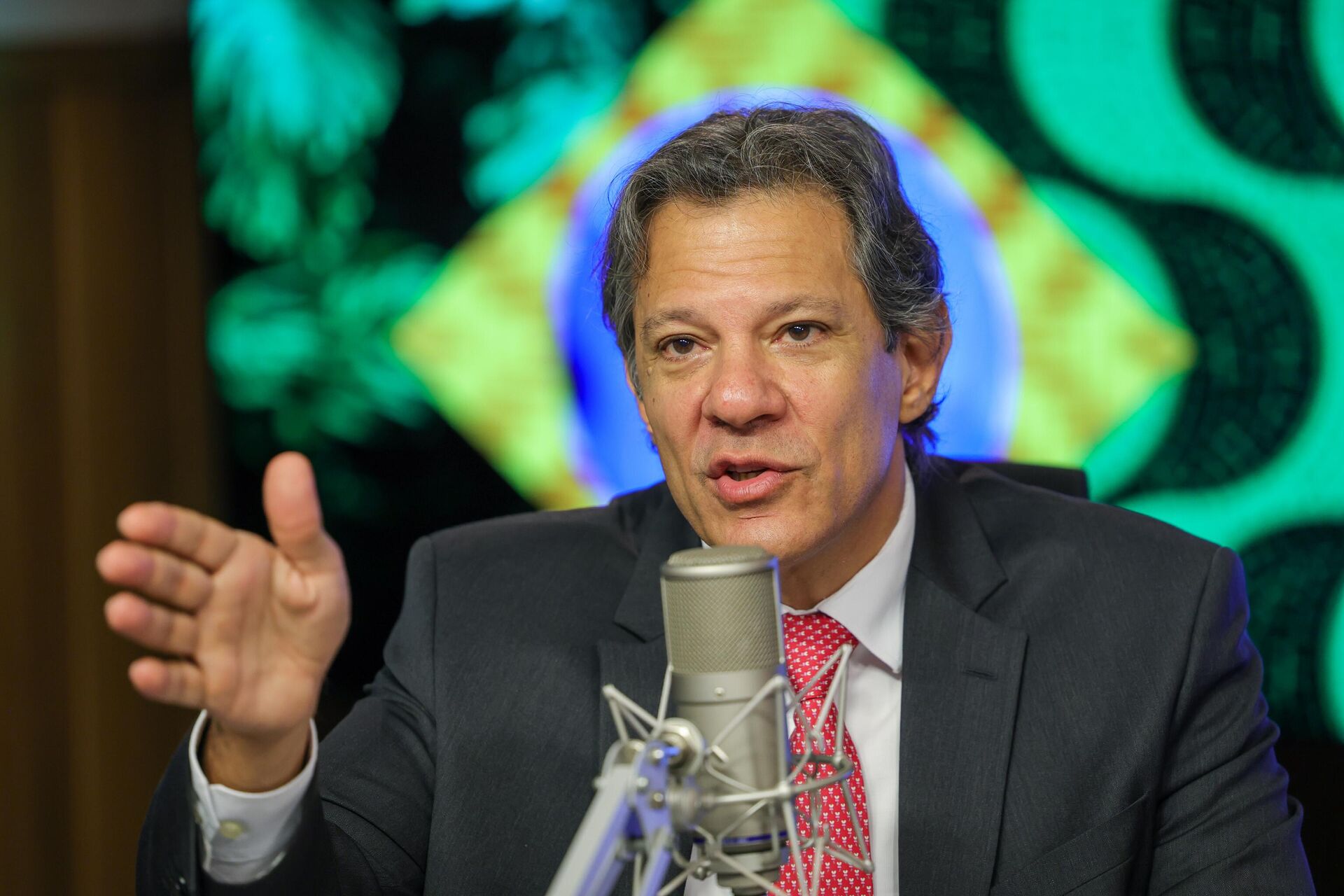 Ministro da Fazenda, Fernando Haddad participa do programa Bom Dia, Ministro, em Brasília (DF). Brasil, 12 de setembro de 2024 Ministro da Fazenda, Fernando Haddad participa do programa Bom Dia, Ministro, em Brasília (DF). Brasil, 12 de setembro de 2024