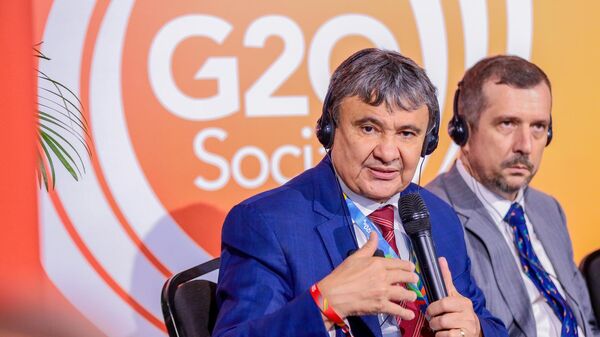 Ministro do Desenvolvimento Social, Wellington Dias, durante a entrega da Carta de Crianças a Líderes do G20, em 14 de novembro de 2024 - Sputnik Brasil