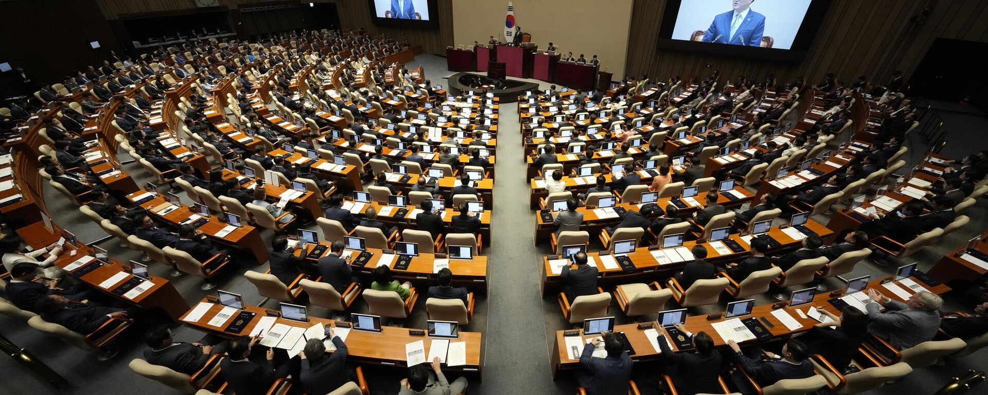 Parlamento da Coreia do Sul - Sputnik Brasil, 1920, 03.12.2024