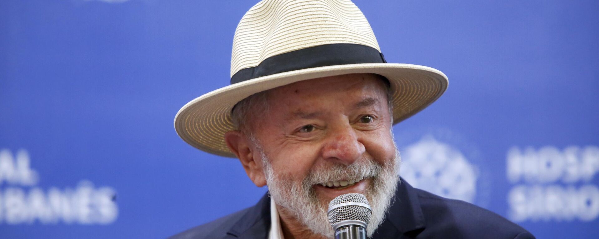 O presidente Luiz Inácio Lula da Silva durante coletiva após receber alta do hospital Sírio-Libanês, onde passou por um procedimento cirúrgico na cabeça. São Paulo (SP), 15 de dezembro de 2024 - Sputnik Brasil, 1920, 20.12.2024