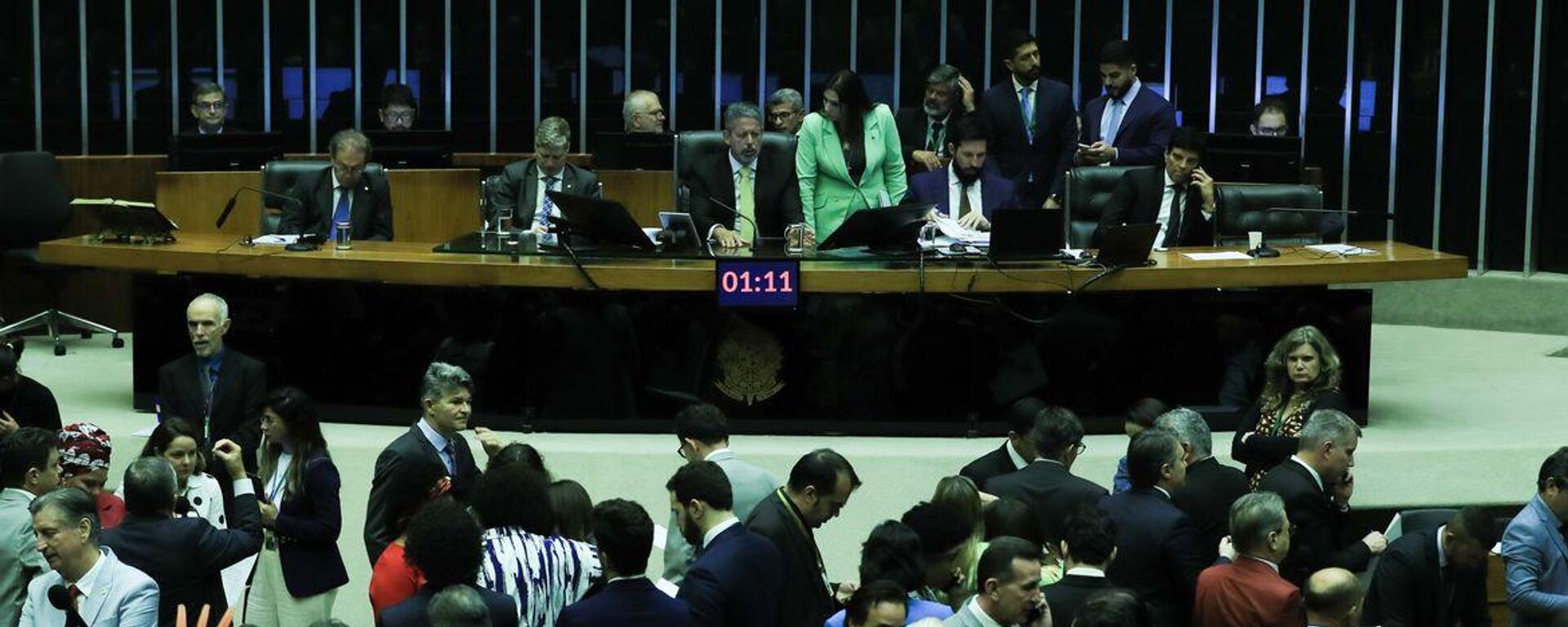 Câmara dos Deputados durante votação dos destaques do primeiro projeto de lei complementar do pacote de corte de gastos. Brasília, 18 de dezembro de 2024 - Sputnik Brasil, 1920, 19.12.2024