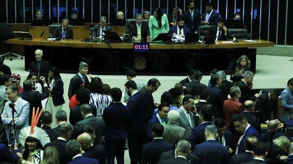 Câmara dos Deputados durante votação dos destaques do primeiro projeto de lei complementar do pacote de corte de gastos. Brasília, 18 de dezembro de 2024 - Sputnik Brasil