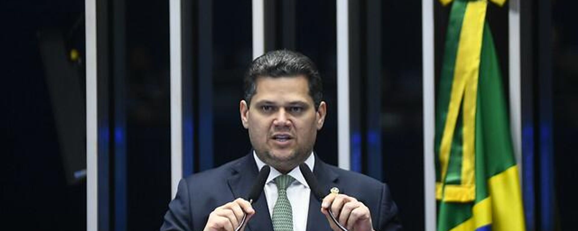 Davi Alcolumbre no plenário do Senado Federal durante sessão deliberativa ordinária, em Brasília (DF). Brasil, 17 de dezembro de 2024 - Sputnik Brasil, 1920, 21.12.2024