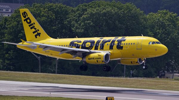 Um Airbus 319 da Spirit Airlines pousa no Aeroporto Regional de Manchester Boston, em Manchester, New Hampshire, 2 de junho de 2023 - Sputnik Brasil