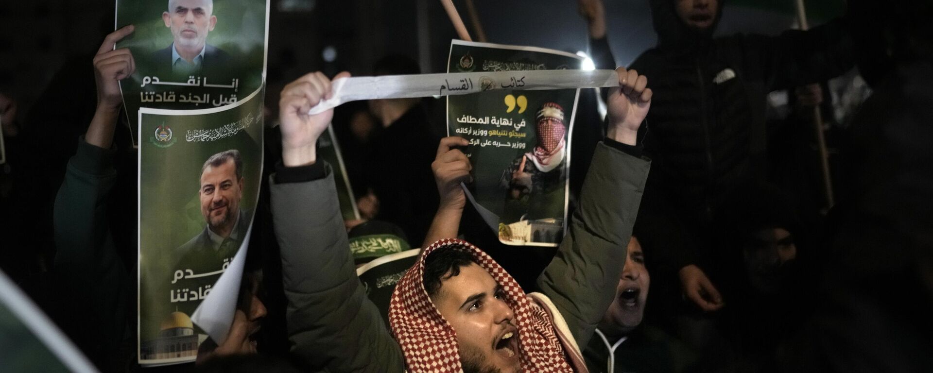 Palestinos aguardam libertação de pessoas mantidas prisioneiras por Israel - Sputnik Brasil, 1920, 24.03.2025