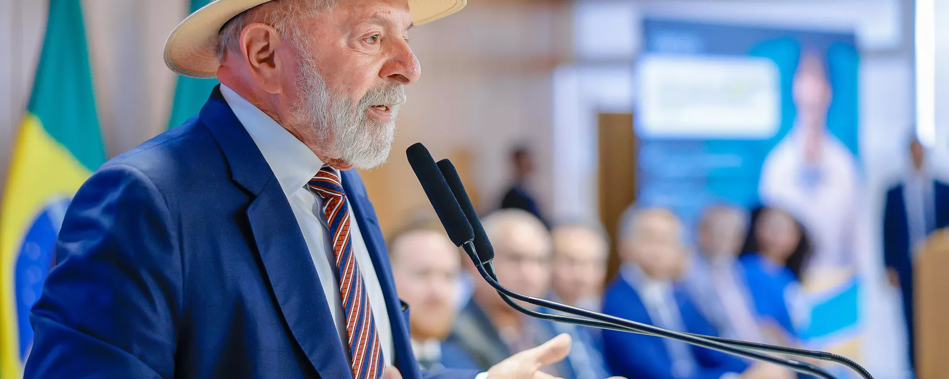 O presidente da República, Luiz Inácio Lula da Silva, durante cerimônia de lançamento do programa Mais Professores, no Palácio do Planalto, 14 de janeiro de 2025 - Sputnik Brasil, 1920, 20.01.2025