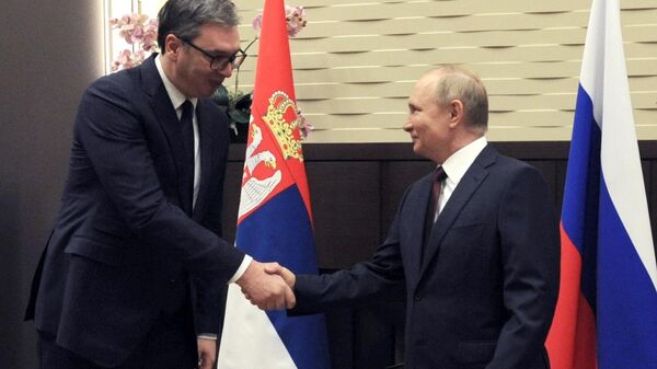 Encontro do presidente russo, Vladimir Putin, com seu homólogo sérvio, Aleksandar Vucic, em 25 de novembro de 2021 - Sputnik Brasil