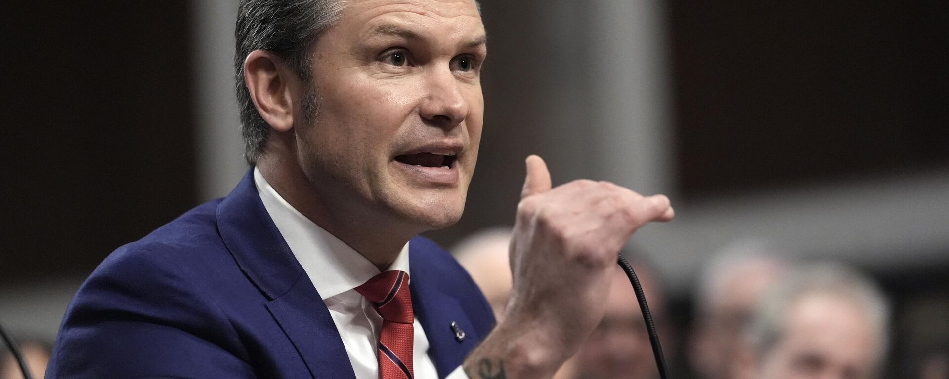 Pete Hegseth foi confirmado pelo Senado norte-americano como novo secretário de Defesa dos EUA - Sputnik Brasil, 1920, 12.02.2025