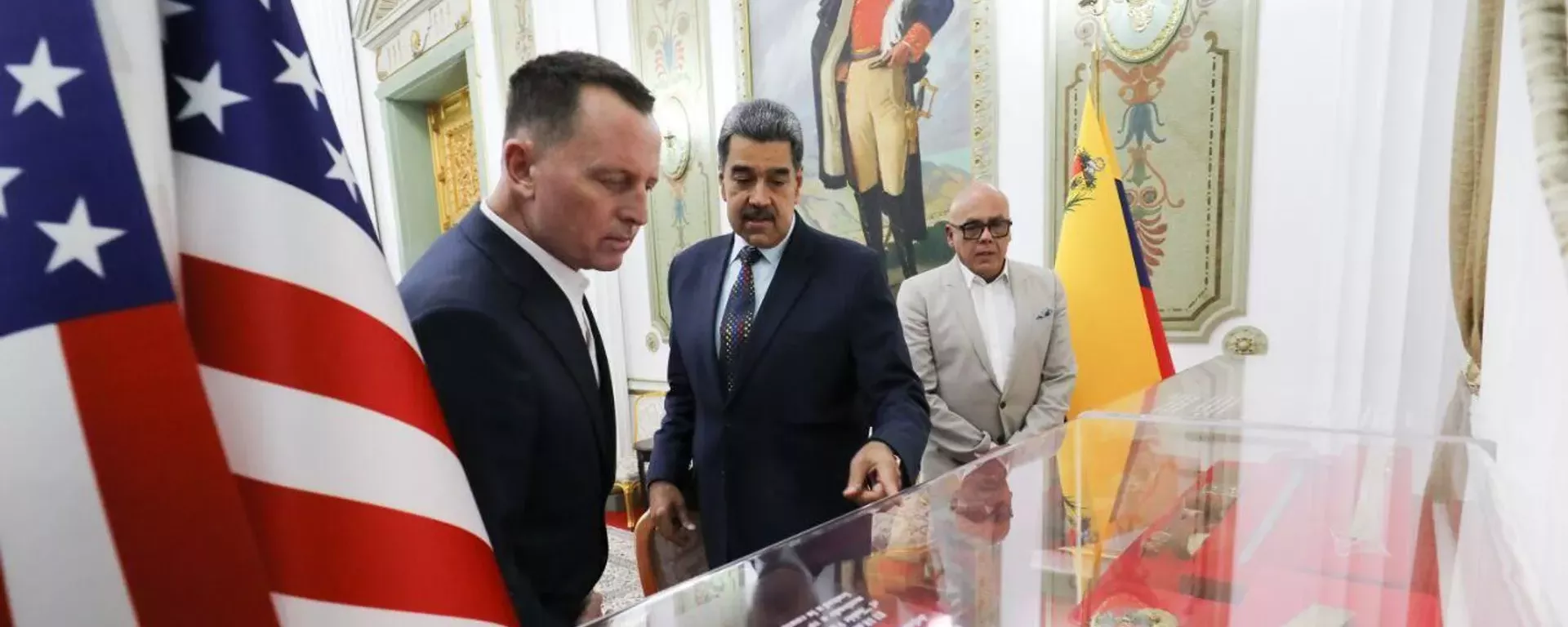 Encontro entre o presidente da Venezuela, Nicolás Maduro, e enviado especial dos Estados Unidos, Richard Grenell. Caracas, 31 de janeiro de 2025 - Sputnik Brasil, 1920, 04.09.2025