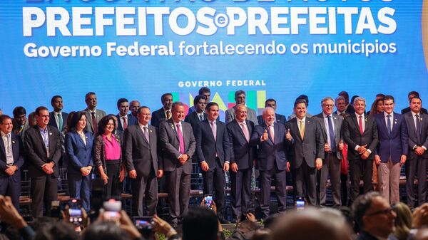 O presidente Luiz Inácio Lula da Silva na abertura do Encontro de Novos Prefeitos e Prefeitas, em Brasília (DF). Brasil, 11 de fevereiro de 2025 - Sputnik Brasil