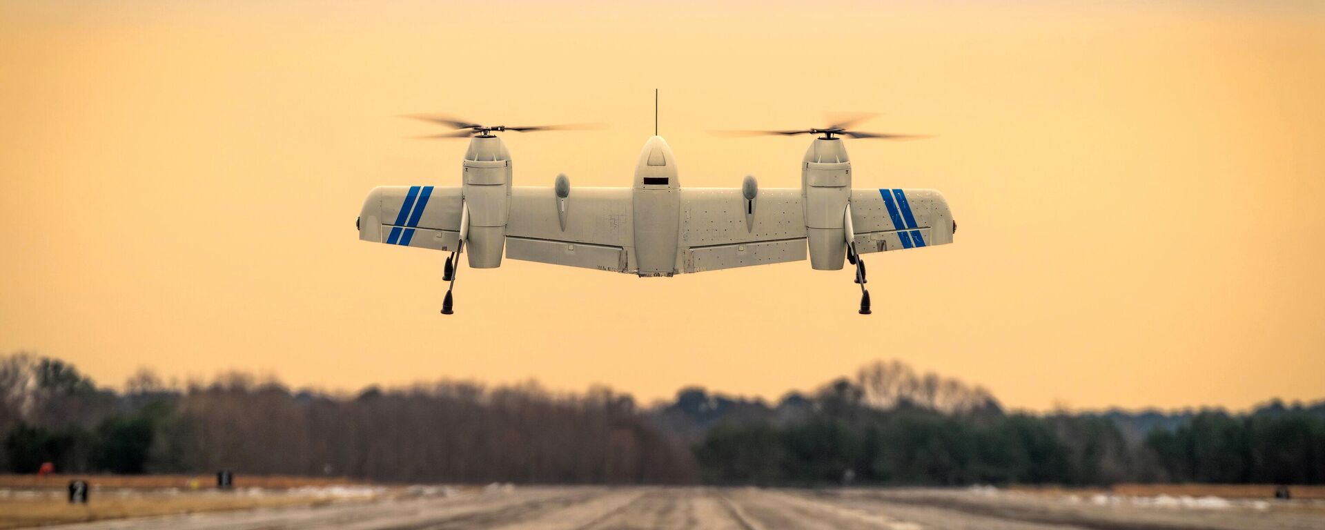 Sikorsky apresenta drone que pode transitar facilmente entre os modos de voo de helicóptero e de asa fixa - Sputnik Brasil, 1920, 27.08.2025