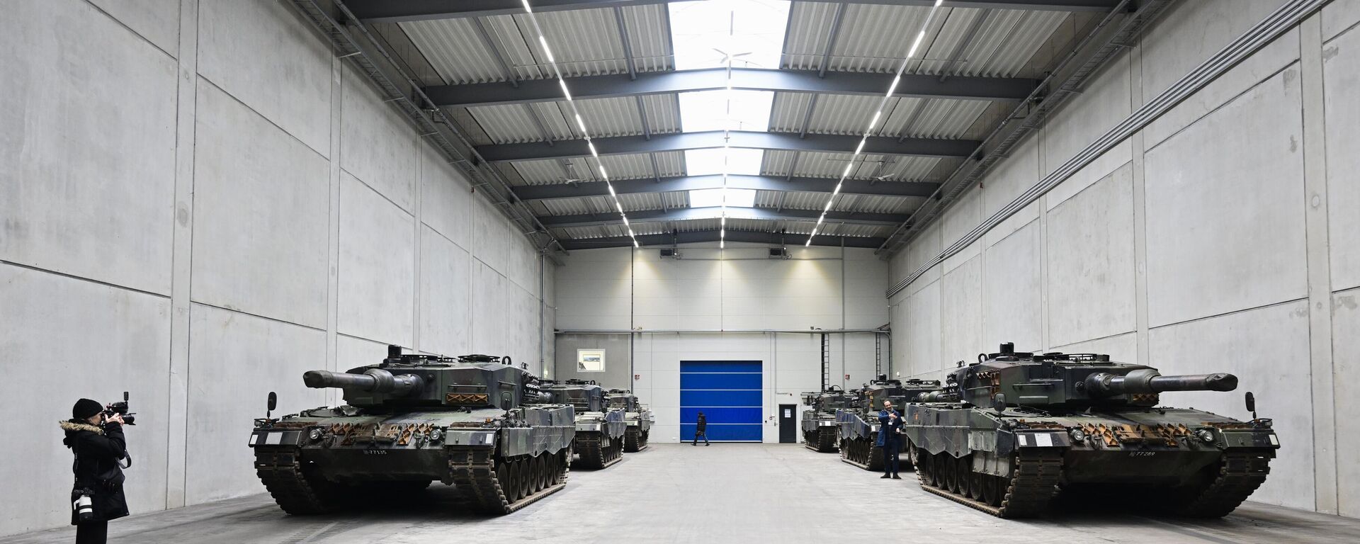 Tanques Leopard 2 em uma linha de produção - Sputnik Brasil, 1920, 10.11.2025